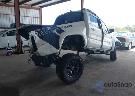 2020 Toyota Tacoma Double Cab/Sr5/Trd Sport/Trd Off Road из США, поврежденный, VIN 3TYAZ5CN4LT001740